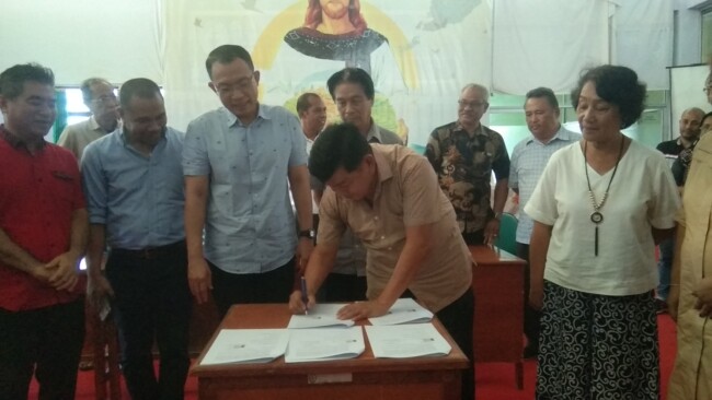 Konflik Internal Jemaat GMIT Agape Kupang Berakhir. Hasilkan 10 Poin Damai, Pihak Jerri Manafe dan Pihak Paul Dima Sepakat Berdamai.