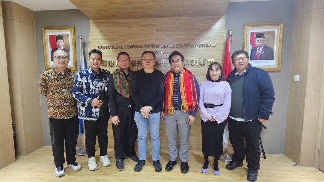 Ketua Umum KADIN NTT, Bobby Lianto Lakukan Kunjungan Ke KJRI Shanghai. Kenalkan Produk Lokal NTT