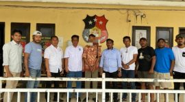 Foto: Tim Respon Serigala Polres Kupang setelah berhasil menangkap 'JR', terduga pelaku pencurian sapi desa Oelpuah saat hendak melarikan diri.