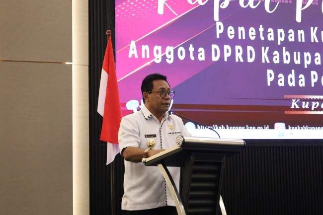 Pj Bupati Kupang Hadiri Pleno Terbuka Penetapan 35 Anggota Terpilih DPRD Kabupaten Kupang