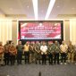 Foto: Ketua dan Anggota Komisioner KPU Kabupaten Kupang pose bersama PJ. Bupati Kupang serta undangan lainnya. 
