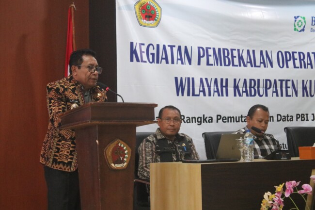 Pemutakhiran Data PBI JK, Pj. Bupati Kupang Buka Kegiatan Pembekalan 177 Operator SIKS-NG