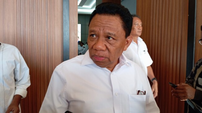 Terima SK Partai Gerindra Pada Pilkada 2024 Malaka. Simon Nahak: Ayo Kita Bangun Politik Riang Gembira