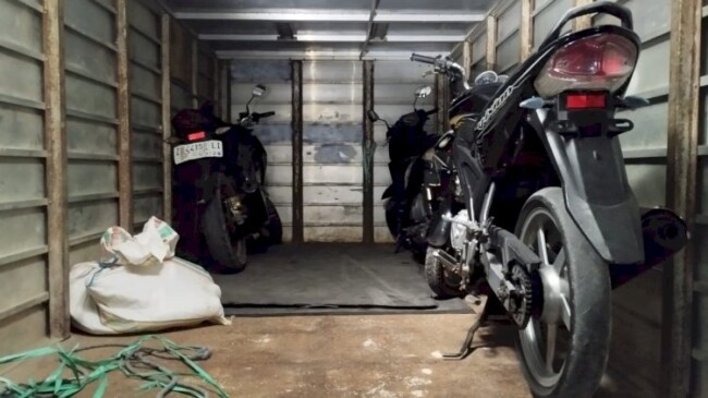 Foto: Barang bukti berupa 3 Unit motor tanpa dokumen yang berhasil disita oleh Satuan Tugas Operasi Pekat Turangga 2024 Polres Kupang. 