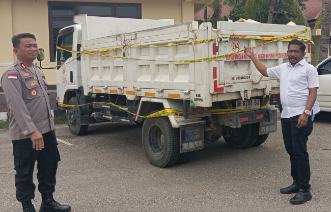 Lakukan Ilegal Mining, Polres Kupang Tindak Tegas Koperasi Pah Meto: 5 Ton Batu Mangan Disita