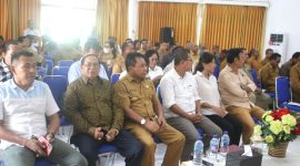 Foto: Bupati Kupang Terpilih, Yosef Lede, SH., saat memberikan sambutannya dalam kegiatan sinkronisasi program bersama Pemkab Kupang. 
