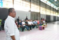 Foto: Bupati Kupang, Yosef Lede, S.H., saat memberikan sambutan dalam pembukaan Turnamen Futsal Lintas Agama KKO Cup III. 