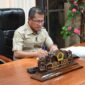 Foto: Bupati Kupang, Yosef Lede, S.H., saat melakukan penandatanganan SK PPPK Tahap 1