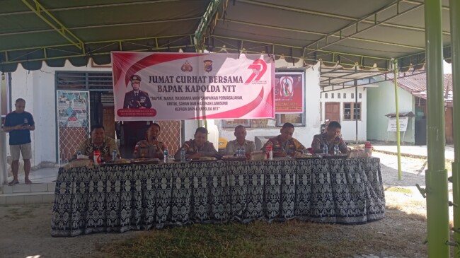 Penuh Antusias! Warga Desa Oebelo Hadiri Jumat Curhat Polda NTT. Judi dan Miras Jadi Bahasan Hangat