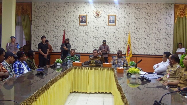 Soal Status Tanah Warga Naibonat. Bupati Yosef Lede: Saya Pertaruhkan Jabatan, Selesaikan Masalah Ini