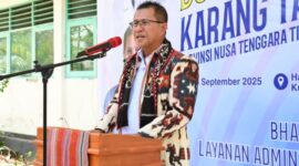 Foto: Bupati Kupang, Yosef Lede, S.H., saat beri sambutan dalam kegiatan Bulan Bhakti Karang Taruna Provinsi NTT Tahun 2025.
