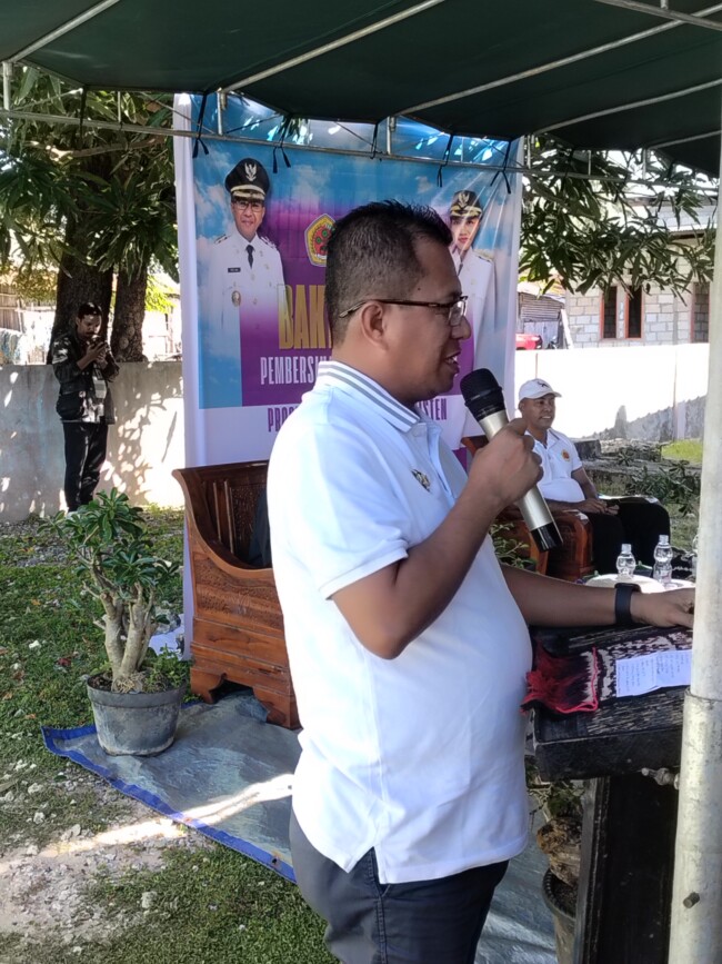 Bupati Kupang Apresiasi Aksi Sosial Panitia Paskah 2026 di Desa Tablolong: "Ini Wujud Nyata Cinta Lingkungan"