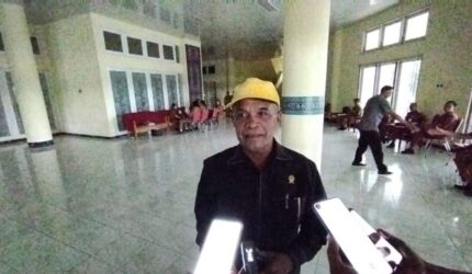 Ketua DPRD Kabupaten Kupang Tampik Tuduhan Anggaran Ganda, Reses dan Pansus LKPJ