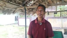 Foto: Mesak Stefanus Bessie saat beri keterangan kepada AtlasNews, Rabu (29/04)