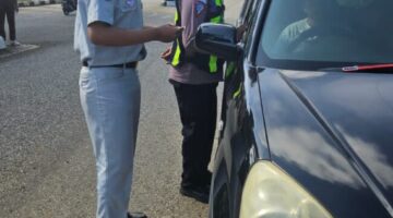 Tingkatkan Kepatuhan Pajak, Operasi Gabungan Digelar di Simpang Wailolu Sumba Tengah
