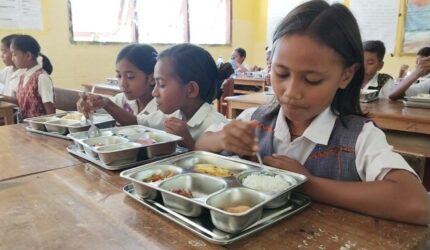Perdana di Sulamu! Siswa SDN Pitay Sumringah Terima MBG.!
