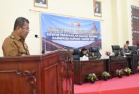 Foto: Bupati Kupang, Yosef Lede,SH., saat menyampaikan sambutannya, Ruang Sidang Paripurna DPRD Kabupaten Kupang.