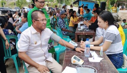 Merajut Sinergi, Mengukir Peduli: Kolaborasi Lintas Sektor Hadirkan Kesehatan Gratis di Osiloa