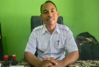 Foto: Kepala Desa Tanah Merah, Lazarus M. Dillak