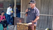 Foto: Bupati Kupang, Yosef Lede, S.H., di Desa Sumlili, Selasa (25/08/2026)