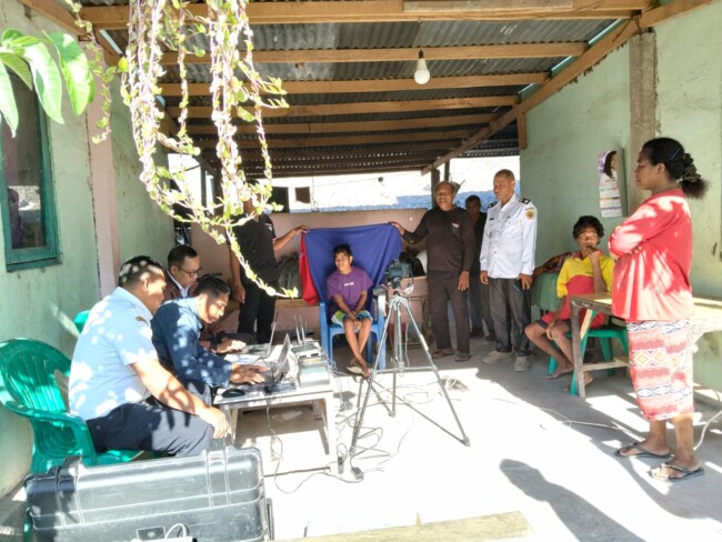 Wujudkan Kepedulian Sosial, Karang Taruna Oebelo Gandeng Dukcapil Gelar Pelayanan Adminduk 4 Penyandang Disabilitas 