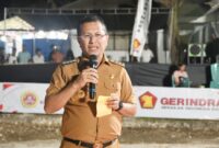 Foto: Bupati Kupang, Yosef Lede, SH., saat memberikan sambutan dalam pembukaan turnamen voli Gerindra Cup